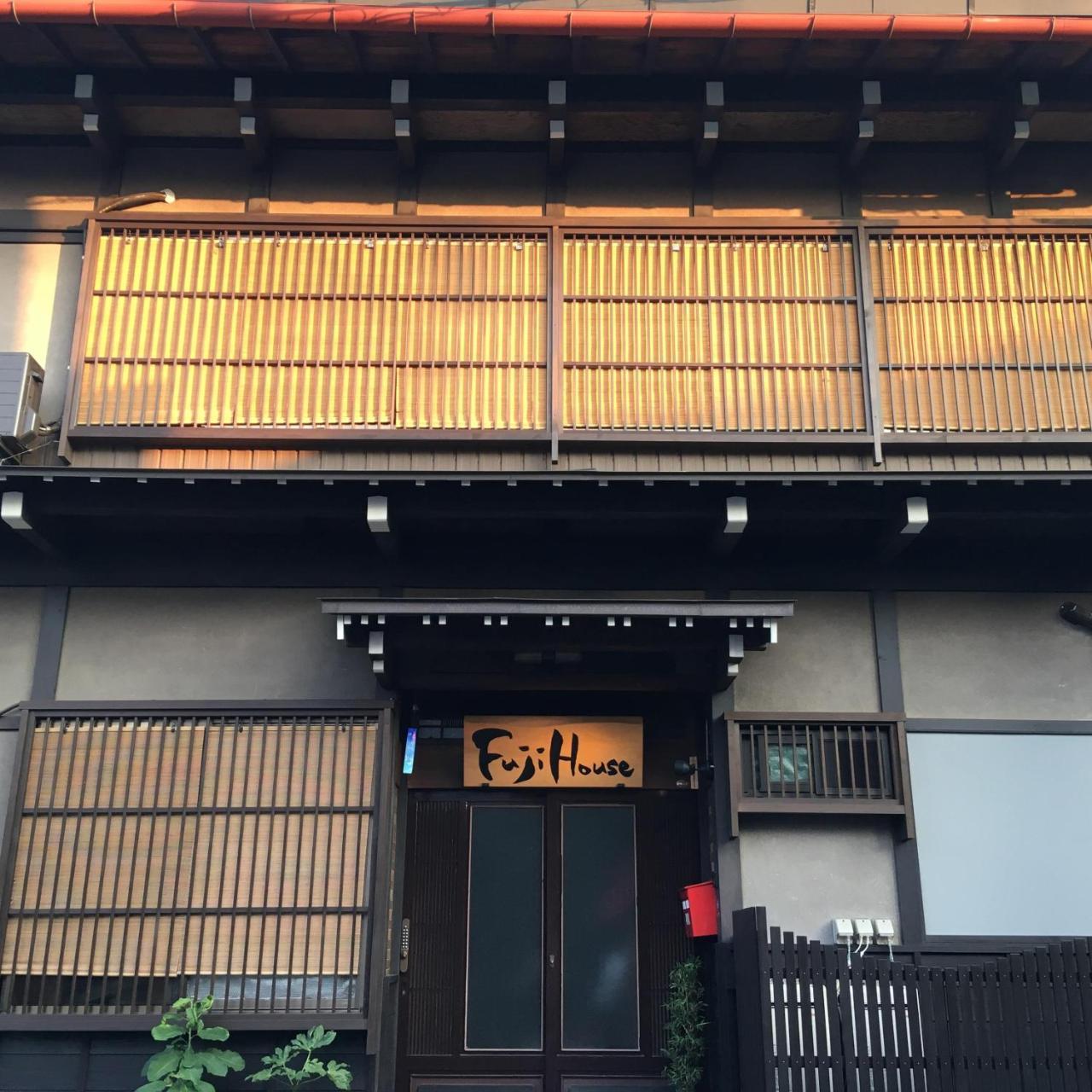 Готель Fuji House Такаяма Екстер'єр фото